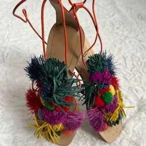 Zara pom-pom sandals